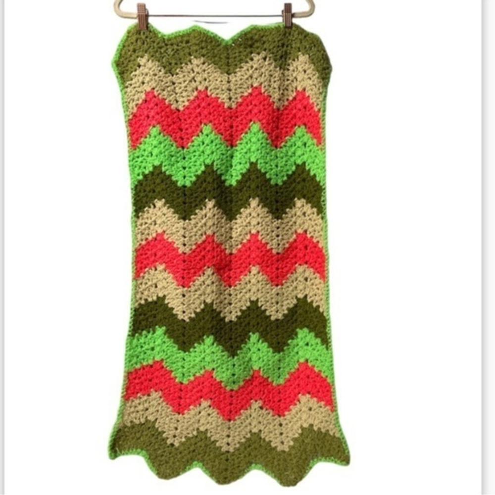 Retro Multi-Color Greens Pinks & Red Zig Zag Afghan Blanket Throw Crochet Afghan